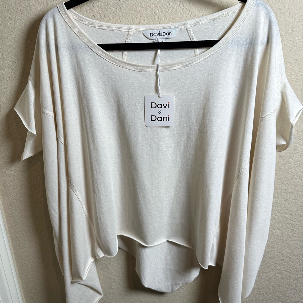 Davi & Dani Off-White Women's Boho Top - NWT